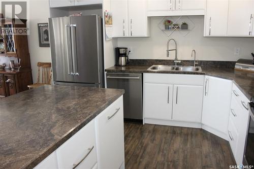 503 4545 Rae Street, Regina, SK - Indoor Photo Showing Kitchen With Double Sink