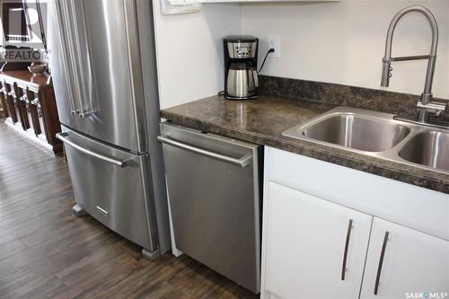 503 4545 Rae Street, Regina, SK - Indoor Photo Showing Kitchen With Stainless Steel Kitchen With Double Sink