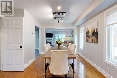 6 - 2215 Cleaver Avenue, Burlington, ON - Indoor Photo Showing Dining Room