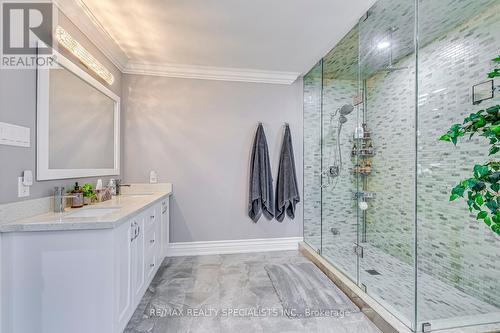 25 Inder Heights Drive, Brampton, ON - Indoor Photo Showing Bathroom