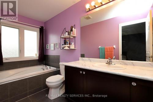 889 Cook Crescent, Shelburne, ON - Indoor Photo Showing Bathroom