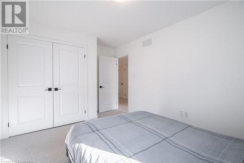 33 Southam Lane, Hamilton, ON - Indoor Photo Showing Bedroom