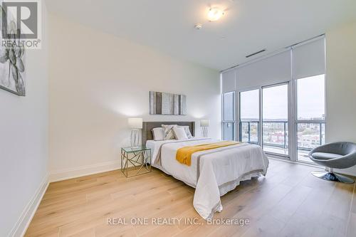 812 - 509 Dundas Street W, Oakville, ON - Indoor Photo Showing Bedroom