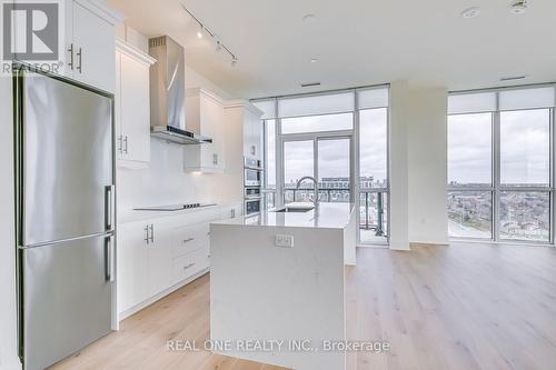 812 - 509 Dundas Street W, Oakville, ON - Indoor Photo Showing Kitchen