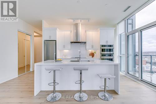 812 - 509 Dundas Street W, Oakville, ON - Indoor Photo Showing Kitchen With Stainless Steel Kitchen With Upgraded Kitchen