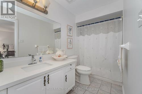 37 Bramfield Street, Brampton, ON - Indoor Photo Showing Bathroom