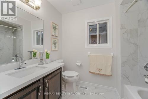 37 Bramfield Street, Brampton, ON - Indoor Photo Showing Bathroom