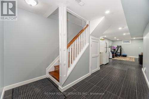 37 Bramfield Street, Brampton, ON - Indoor Photo Showing Other Room