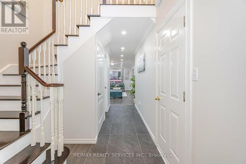 37 Bramfield Street, Brampton, ON - Indoor Photo Showing Other Room