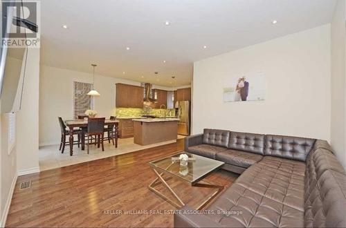 68 Stedford Crescent, Brampton, ON - Indoor Photo Showing Living Room