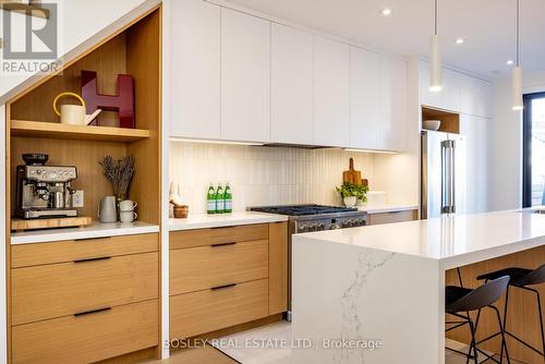 11 Prince Rupert Avenue, Toronto, ON - Indoor Photo Showing Kitchen With Upgraded Kitchen