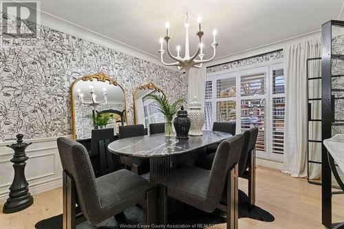 2035 Willistead Crescent, Windsor, ON - Indoor Photo Showing Dining Room