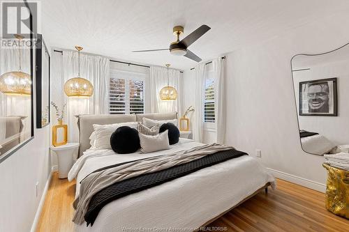 2035 Willistead Crescent, Windsor, ON - Indoor Photo Showing Bedroom