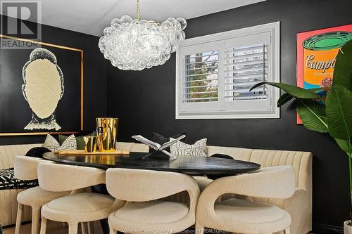 2035 Willistead Crescent, Windsor, ON - Indoor Photo Showing Dining Room