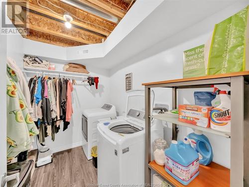 275 Tyler, Lasalle, ON - Indoor Photo Showing Laundry Room