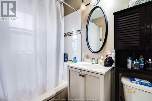 2241 Windermere, Windsor, ON - Indoor Photo Showing Bathroom