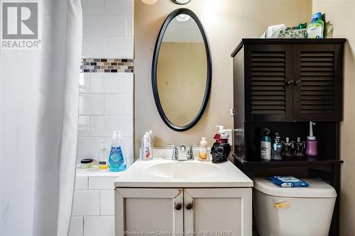 2241 Windermere, Windsor, ON - Indoor Photo Showing Bathroom