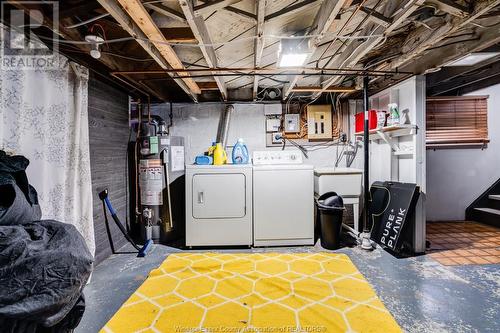 2241 Windermere, Windsor, ON - Indoor Photo Showing Laundry Room