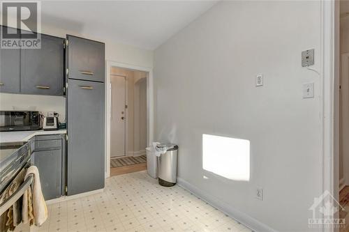 2141 Alta Vista Drive, Ottawa, ON - Indoor