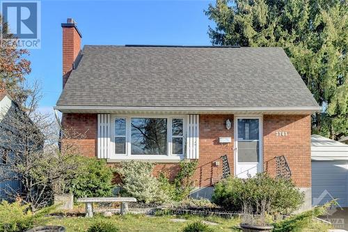 2141 Alta Vista Drive, Ottawa, ON - Outdoor