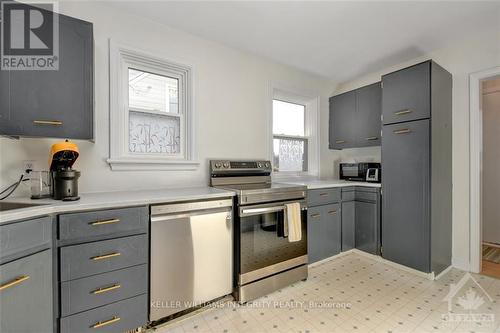 2141 Alta Vista Drive, Ottawa, ON - Indoor Photo Showing Kitchen