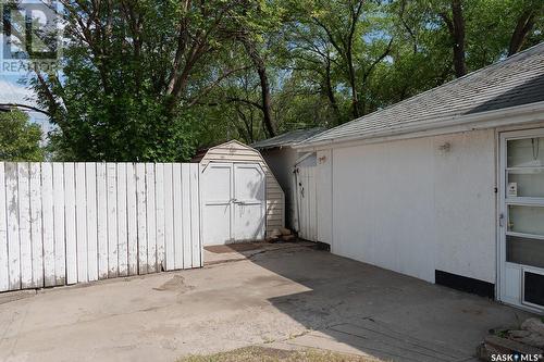 138 G Avenue N, Saskatoon, SK - Outdoor