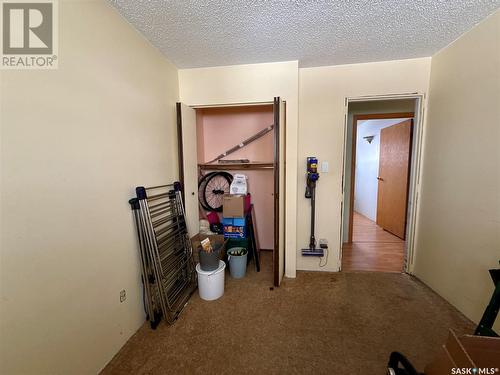 190 Sangster Boulevard, Regina, SK - Indoor Photo Showing Other Room