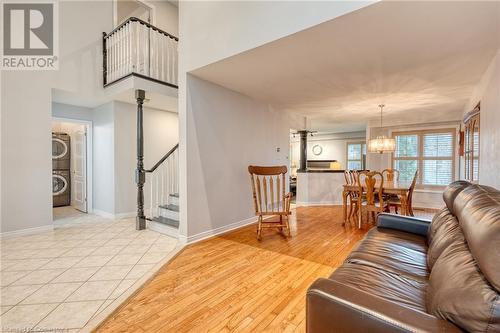 146 Kitty Murray Lane, Ancaster, ON - Indoor Photo Showing Living Room