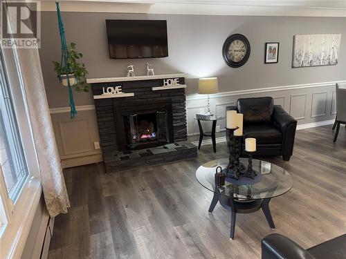 1173 Glen Allen Drive, Sarnia, ON - Indoor Photo Showing Living Room With Fireplace