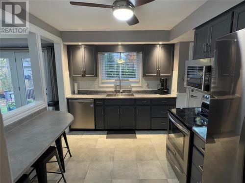 1173 Glen Allen Drive, Sarnia, ON - Indoor Photo Showing Kitchen With Double Sink