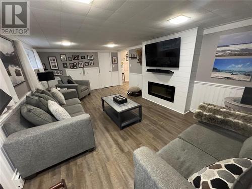 1173 Glen Allen Drive, Sarnia, ON - Indoor Photo Showing Living Room With Fireplace