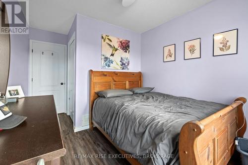 958 Swanfield Street, Kingston (East Gardiners Rd), ON - Indoor Photo Showing Bedroom