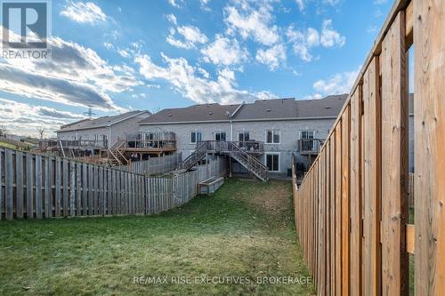 958 Swanfield Street, Kingston (East Gardiners Rd), ON - Outdoor With Deck Patio Veranda