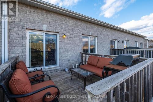 958 Swanfield Street, Kingston (East Gardiners Rd), ON - Outdoor With Deck Patio Veranda With Exterior