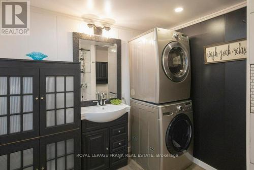 4053 County Rd 36, Galway-Cavendish And Harvey, ON - Indoor Photo Showing Laundry Room