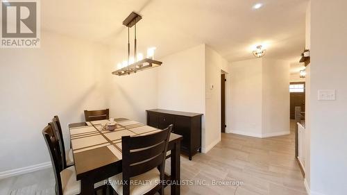 3 - 135 Hardcastle Drive, Cambridge, ON - Indoor Photo Showing Dining Room