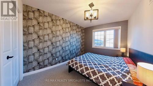 3 - 135 Hardcastle Drive, Cambridge, ON - Indoor Photo Showing Bedroom