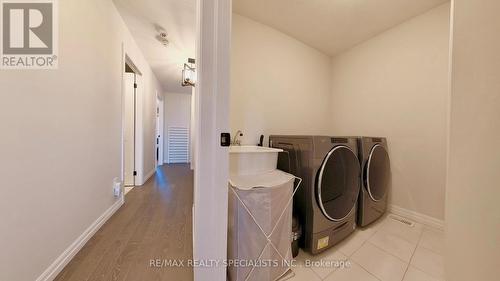 3 - 135 Hardcastle Drive, Cambridge, ON - Indoor Photo Showing Laundry Room