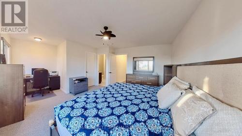 3 - 135 Hardcastle Drive, Cambridge, ON - Indoor Photo Showing Bedroom