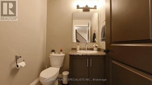 3 - 135 Hardcastle Drive, Cambridge, ON - Indoor Photo Showing Bathroom