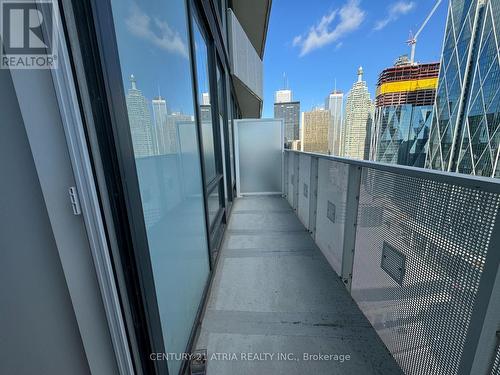 3905 - 88 Harbour Street, Toronto, ON - Outdoor With Balcony With Exterior