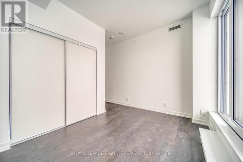 807 - 2020 Bathurst Street, Toronto, ON - Indoor Photo Showing Other Room