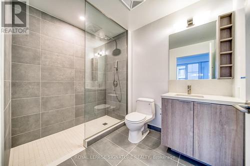 807 - 2020 Bathurst Street, Toronto, ON - Indoor Photo Showing Bathroom