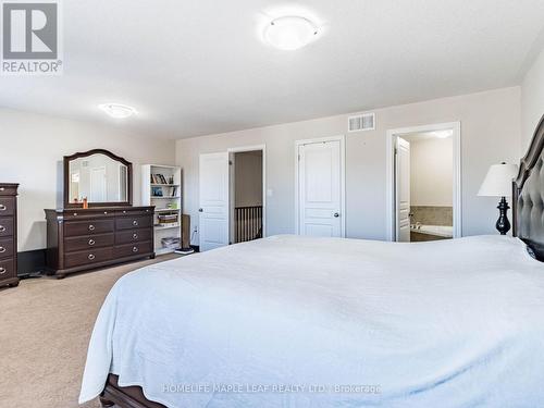 87 Celestial Crescent, Hamilton, ON - Indoor Photo Showing Bedroom