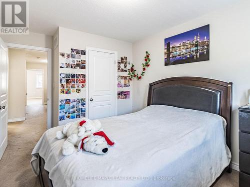 87 Celestial Crescent, Hamilton, ON - Indoor Photo Showing Bedroom