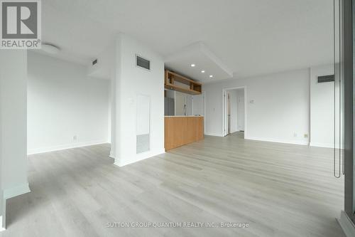 3705 - 81 Navy Wharf Court, Toronto, ON - Indoor Photo Showing Other Room