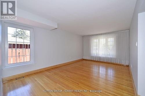 9 Ivy Green Crescent, Toronto, ON - Indoor Photo Showing Other Room