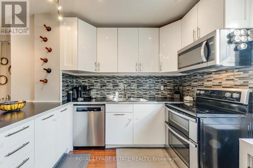 167 Milverton Boulevard, Toronto, ON - Indoor Photo Showing Kitchen With Upgraded Kitchen