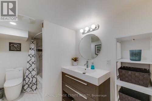 167 Milverton Boulevard, Toronto, ON - Indoor Photo Showing Bathroom