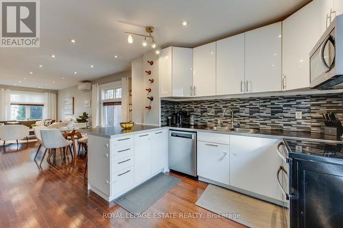 167 Milverton Boulevard, Toronto, ON - Indoor Photo Showing Kitchen With Double Sink With Upgraded Kitchen